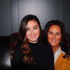 Meet your Posher, Olivia